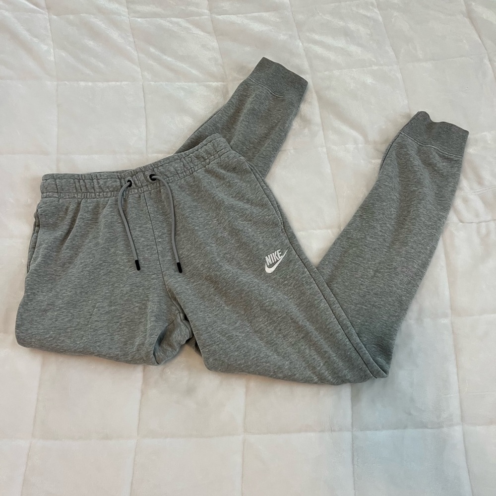 Nike grey sweatpants/joggers